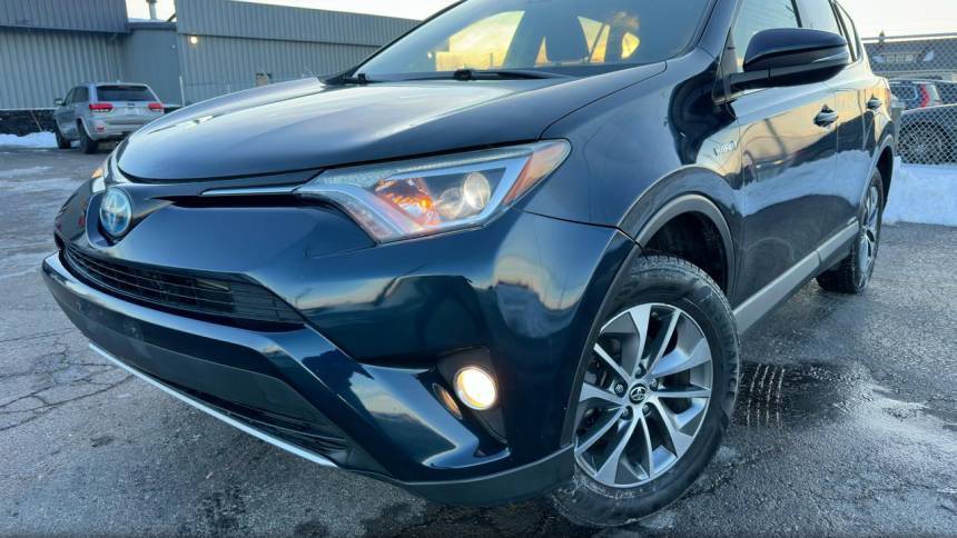 2017 Toyota RAV4 Hybrid XLE — SUV — 105,354 mi — Fishers, IN