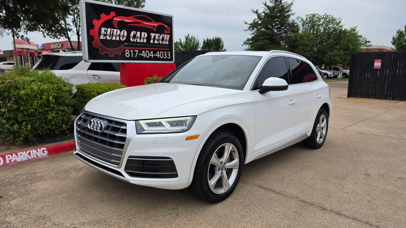 2020 Audi Q5 Premium Plus