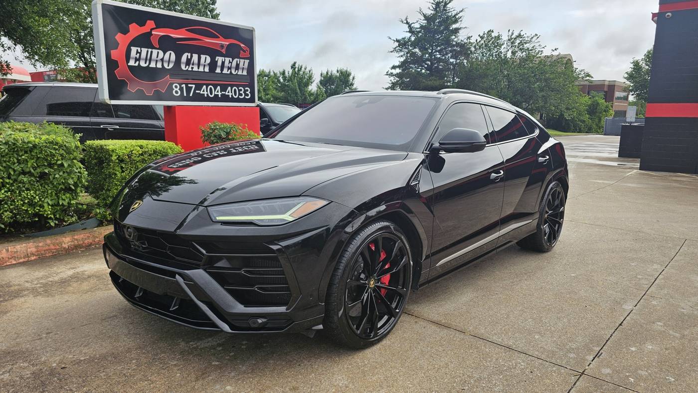 2020 Lamborghini Urus Standard — SUV — 42,170 mi — Arlington, TX