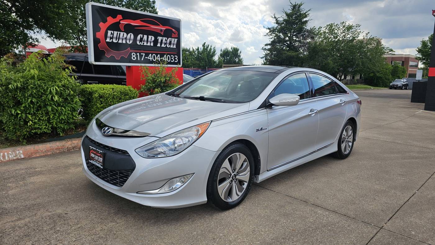 2015 Hyundai Sonata Hybrid Limited — Sedan — 117,687 mi — Arlington, TX