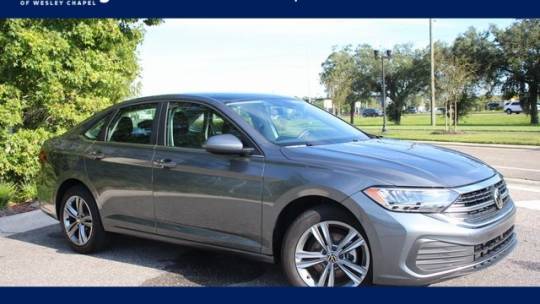 2024 Volkswagen Jetta SE — Sedan — 17,217 mi — Wesley Chapel, FL