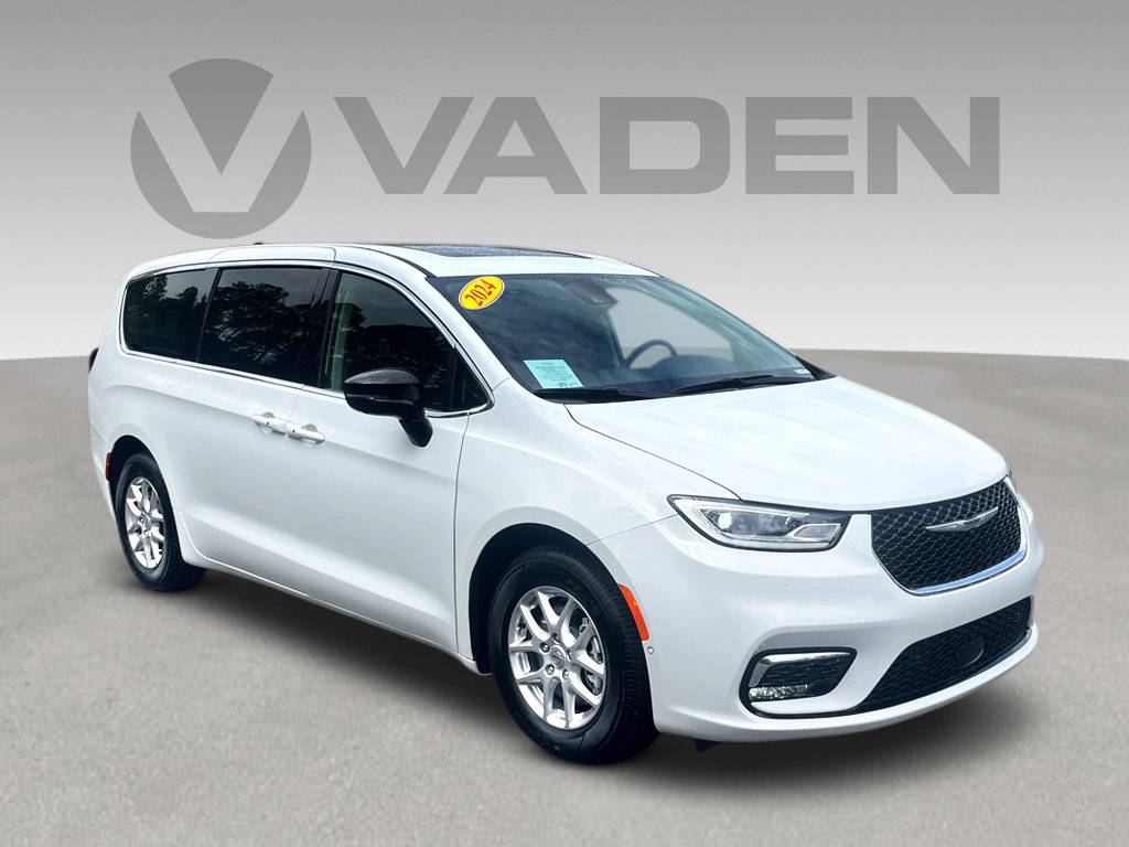 2024 Chrysler Pacifica Touring L — Minivan — 9,393 mi — Blufton, SC