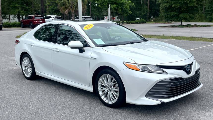 2018 Toyota Camry Hybrid XLE