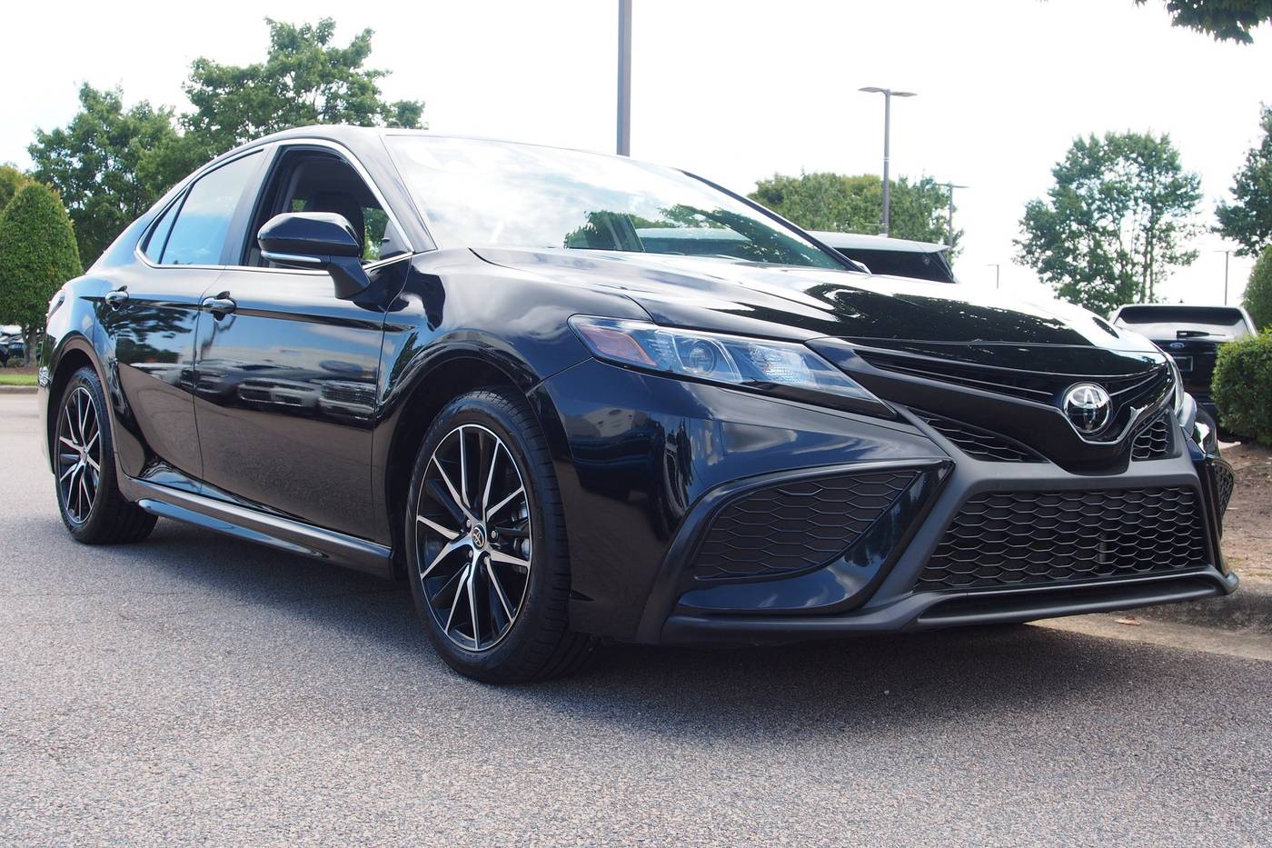2024 Toyota Camry SE — Sedan — 30,626 mi — Wake Forest, NC
