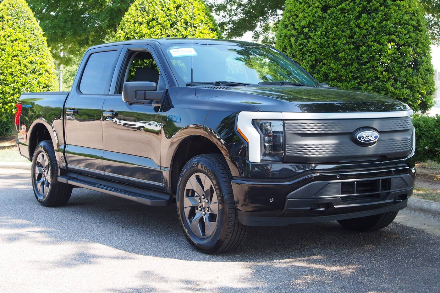 2024 Ford F-150 Lightning Flash — Pickup Truck — 40 mi — Wake Forest, NC