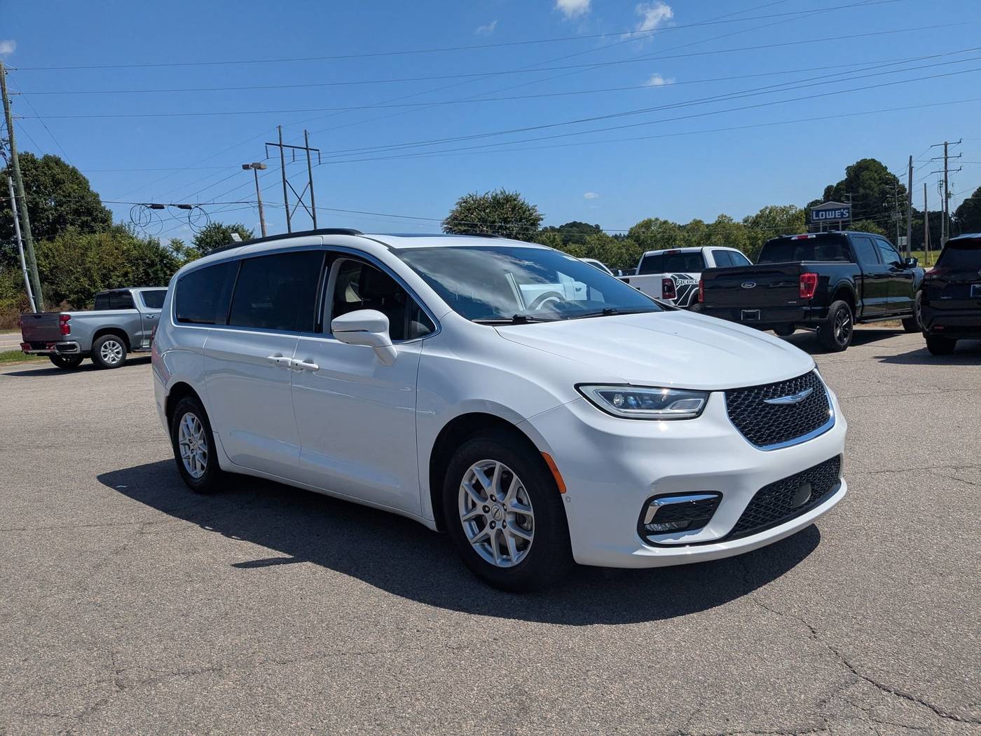 2022 Chrysler Pacifica Touring L — Minivan — 49,749 mi — Wake Forest, NC