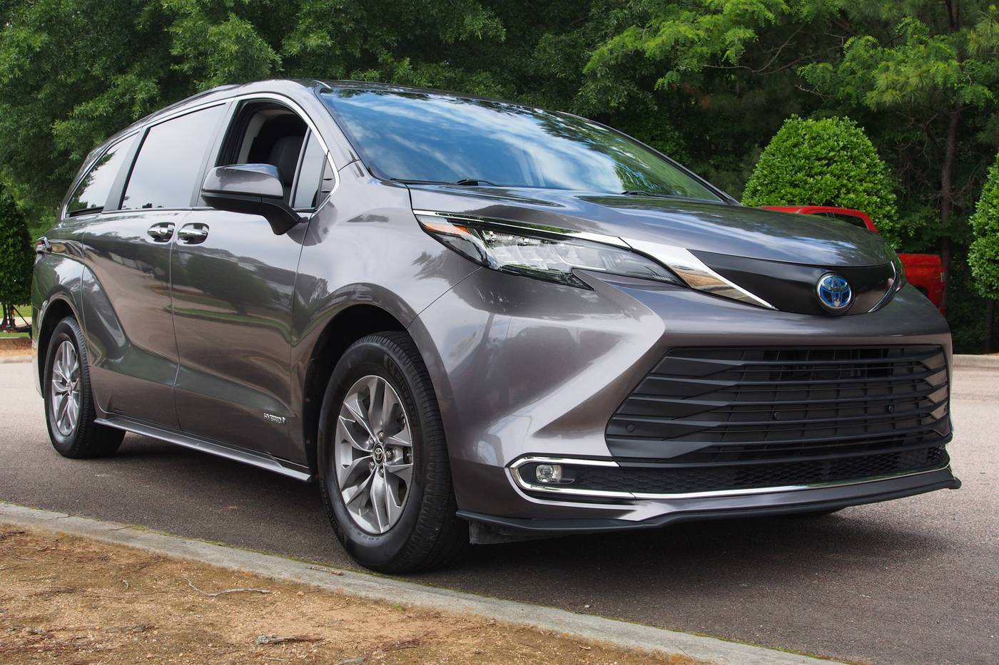 2021 Toyota Sienna XLE — Minivan — 122,000 mi — Wake Forest, NC