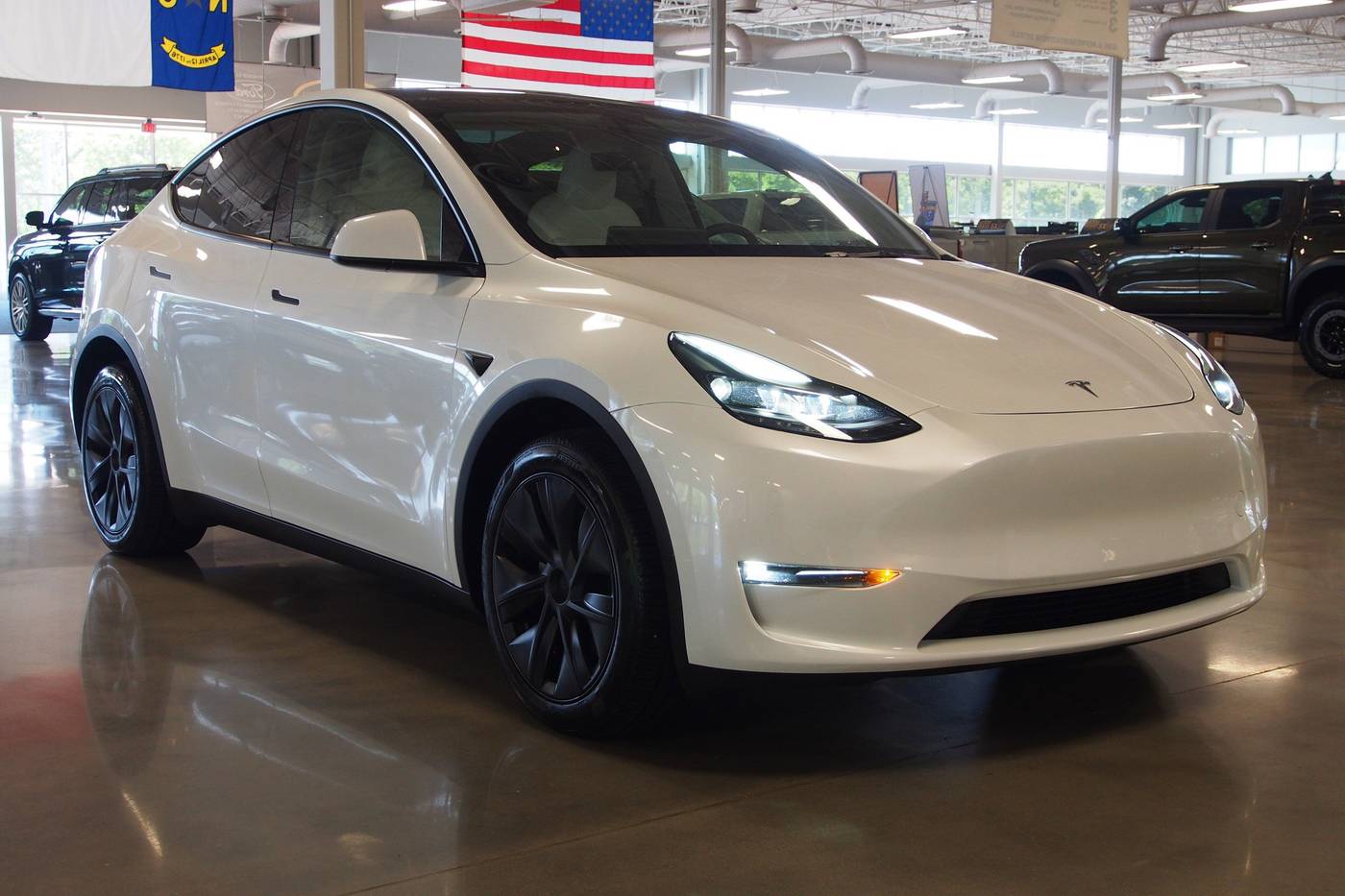 2025 Tesla Model Y Long Range — SUV — 9,734 mi — Wake Forest, NC