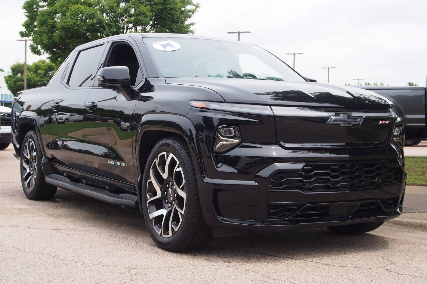 2025 Chevrolet Silverado EV RST — Pickup Truck — 3,680 mi — Wake Forest, NC
