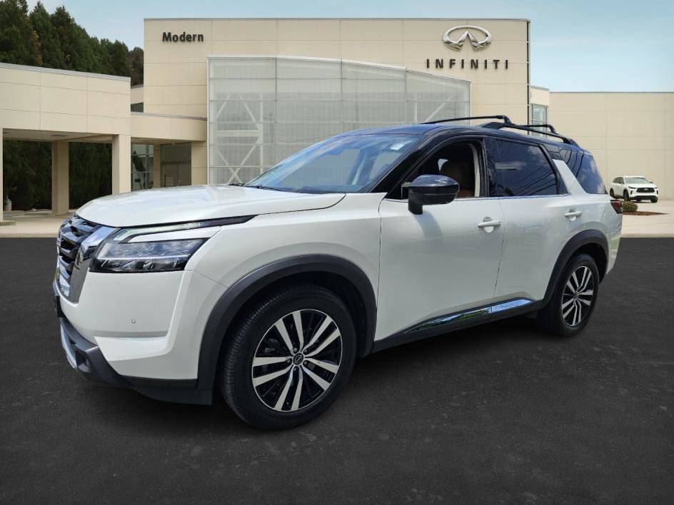 2023 Nissan Pathfinder Platinum — SUV — 30,559 mi — Greensboro, NC