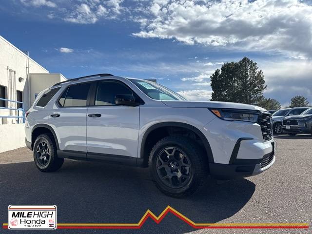 2025 Honda Pilot TrailSport — SUV — 995 mi — Denver, CO