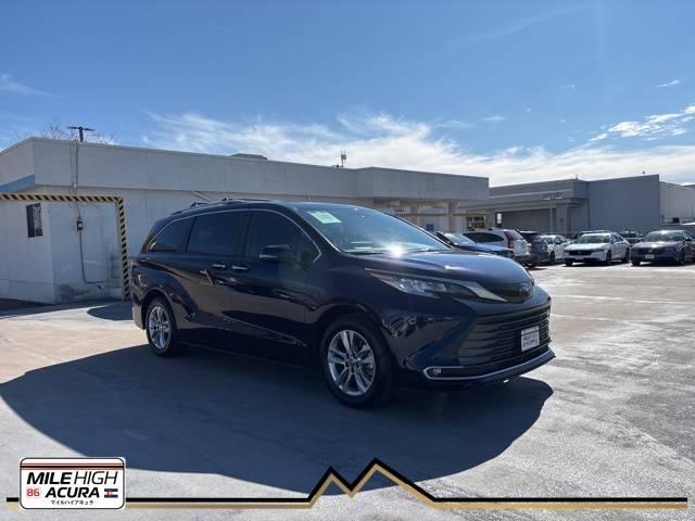 2023 Toyota Sienna Limited — Minivan — 15,555 mi — Denver, CO