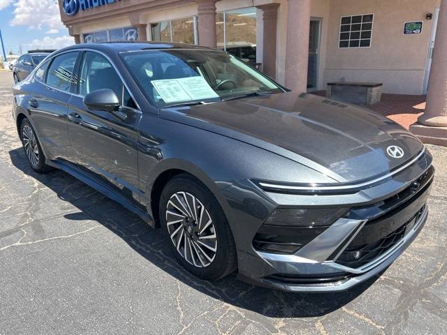 2024 Hyundai Sonata Hybrid Limited — Sedan — 19,065 mi — Kingman, AZ