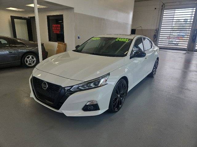 2022 Nissan Altima SR — Sedan — 37,139 mi — Santa Fe, NM