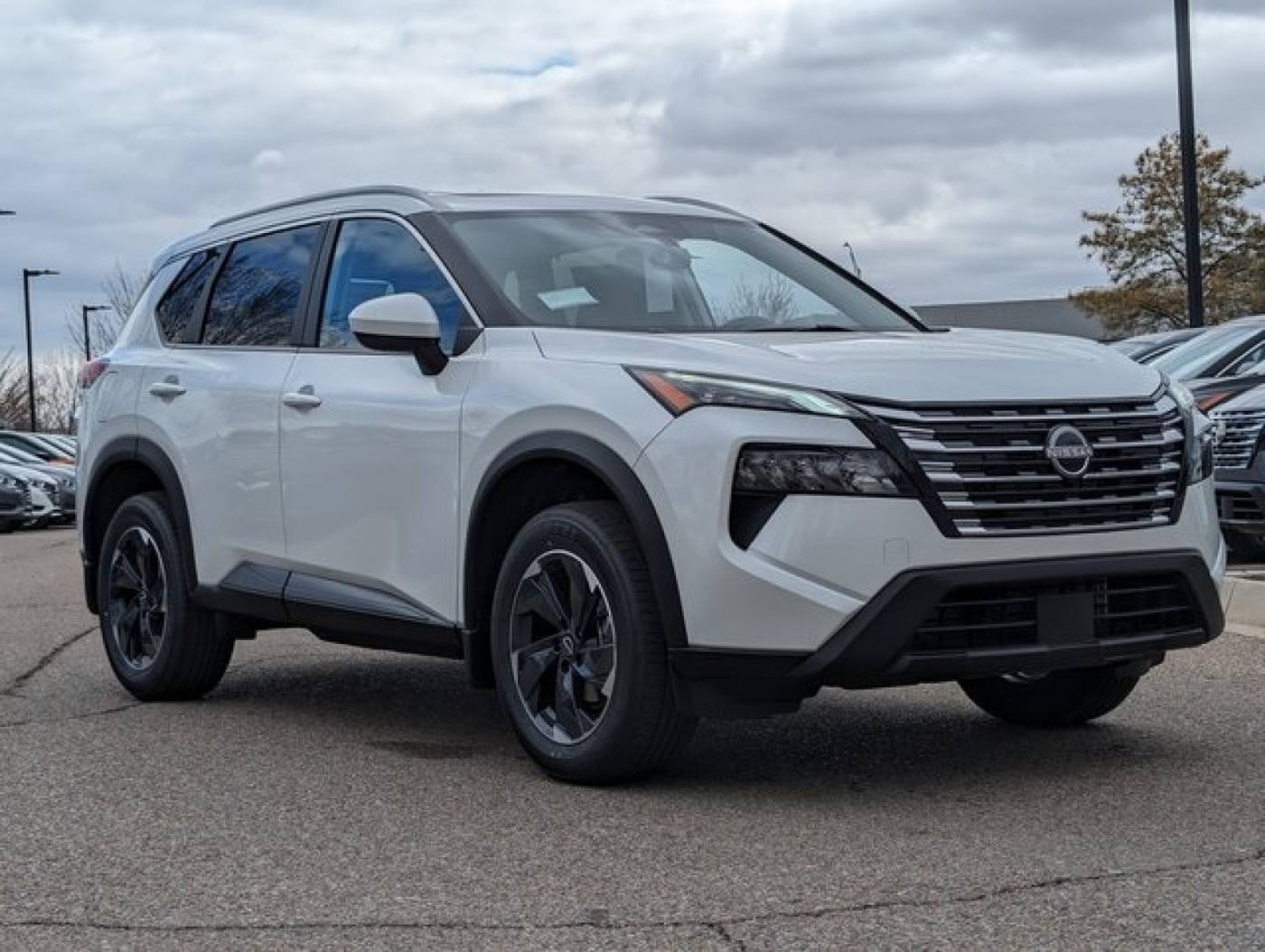 2024 Nissan Rogue SV — SUV — 6,522 mi — Santa Fe, NM