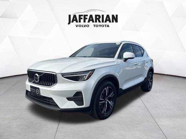 2025 Volvo XC40 Core — SUV — 16,990 mi — Haverhill, MA