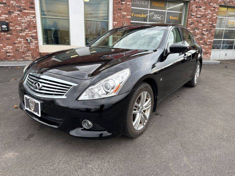 2015 INFINITI Q40 Standard — Sedan — 52,089 mi — Elyria, OH