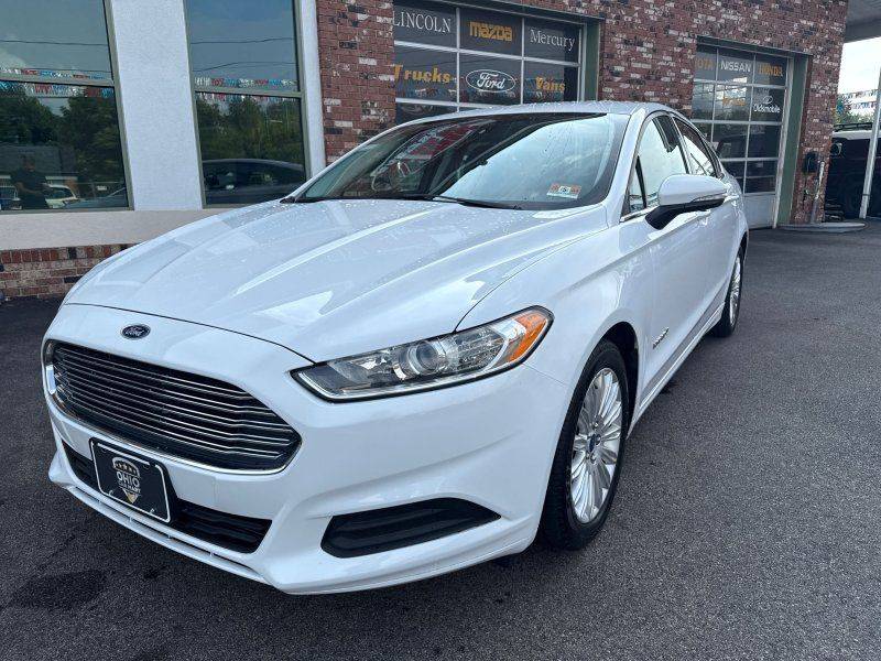 2013 Ford Fusion Hybrid SE — Sedan — 50,123 mi — Elyria, OH