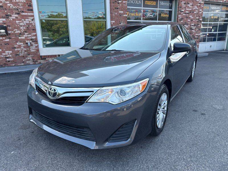 2012 Toyota Camry LE — Sedan — 111,873 mi — Elyria, OH