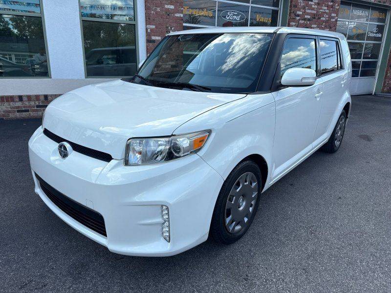 2014 Scion xB Base — Wagon — 50,521 mi — Elyria, OH