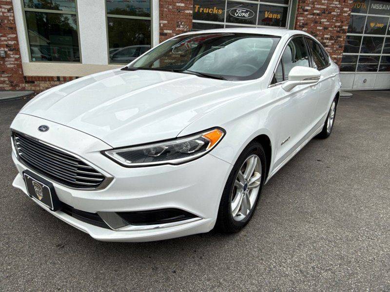 2018 Ford Fusion Hybrid SE — Sedan — 127,781 mi — Elyria, OH