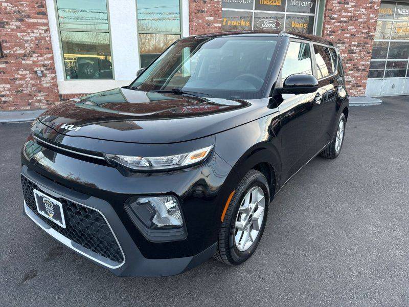 2022 Kia Soul LX — Hatchback — 54,414 mi — Elyria, OH