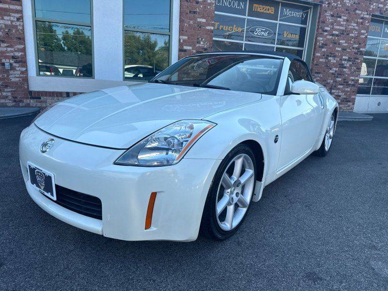 2004 Nissan 350Z Enthusiast — Convertible — 32,413 mi — Elyria, OH