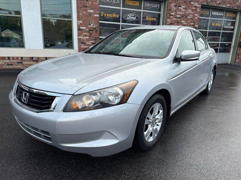 2010 Honda Accord LX-P — Sedan — 105,939 mi — Elyria, OH