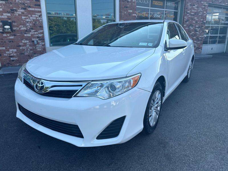 2012 Toyota Camry LE — Sedan — 58,276 mi — Elyria, OH