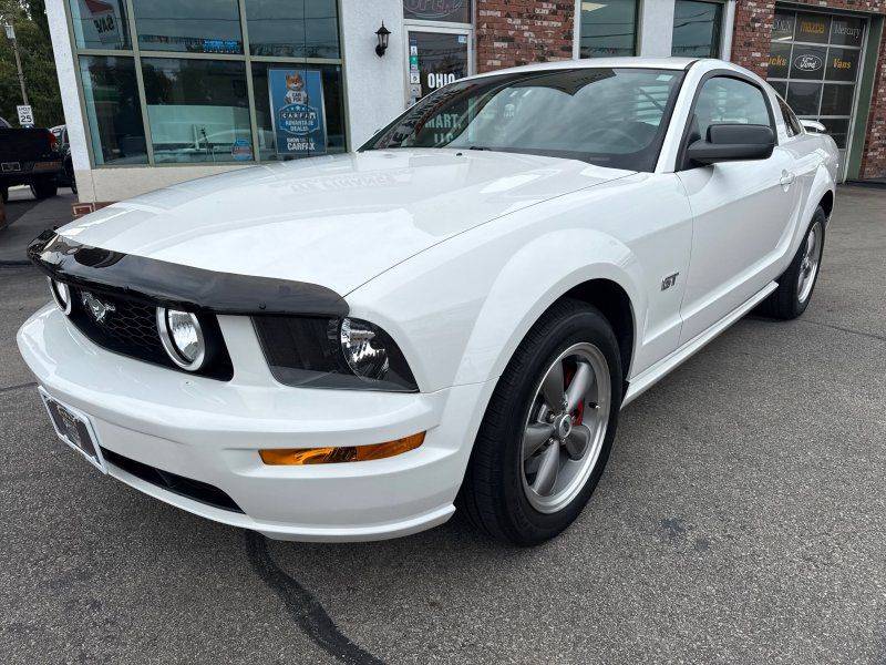 2006 Ford Mustang GT Deluxe