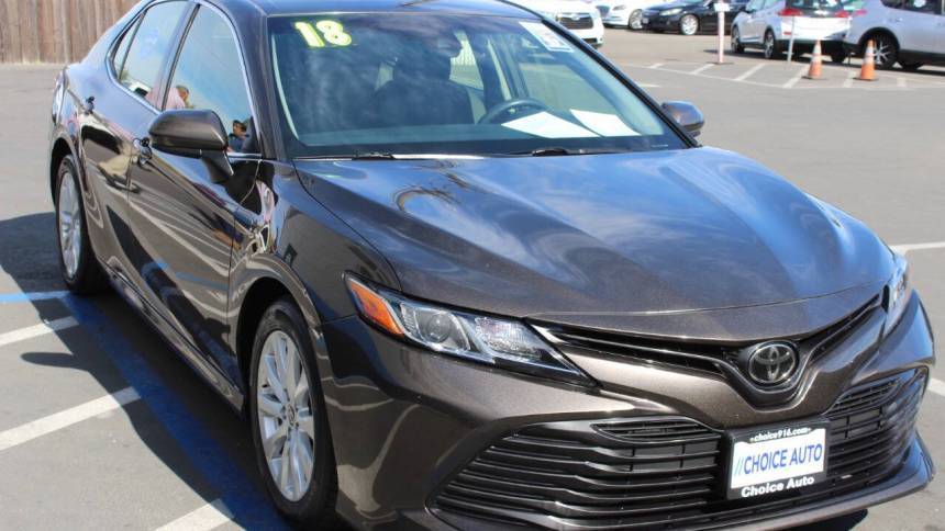 2018 Toyota Camry LE — Sedan — 91,000 mi — Sacramento, CA