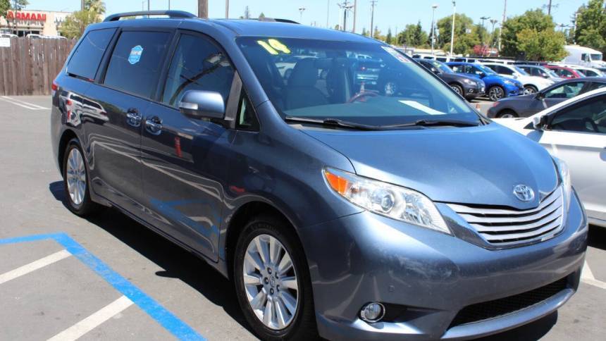 2014 Toyota Sienna Limited — Minivan — 138,000 mi — Sacramento, CA