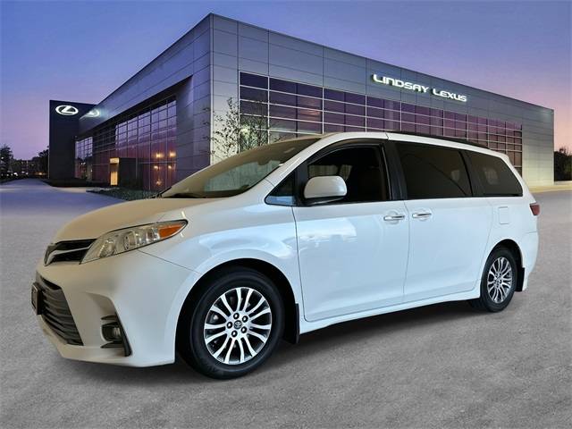 2020 Toyota Sienna XLE Premium — Minivan — 53,277 mi — Alexandria, VA