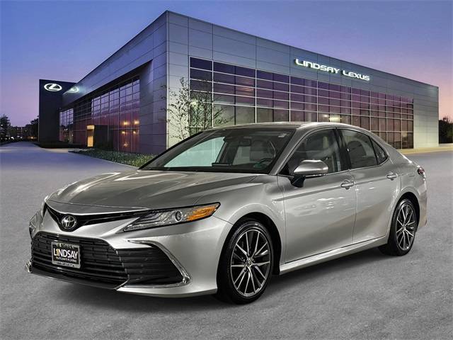 2021 Toyota Camry XLE — Sedan — 105,986 mi — Alexandria, VA