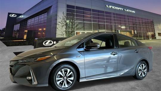 2017 Toyota Prius Prime Plus — Hatchback — 31,474 mi — Alexandria, VA