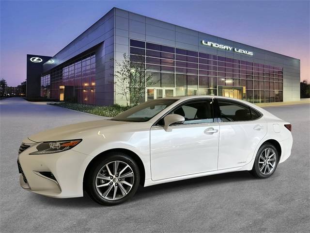 2016 Lexus ES ES 300h — Sedan — 27,727 mi — Alexandria, VA