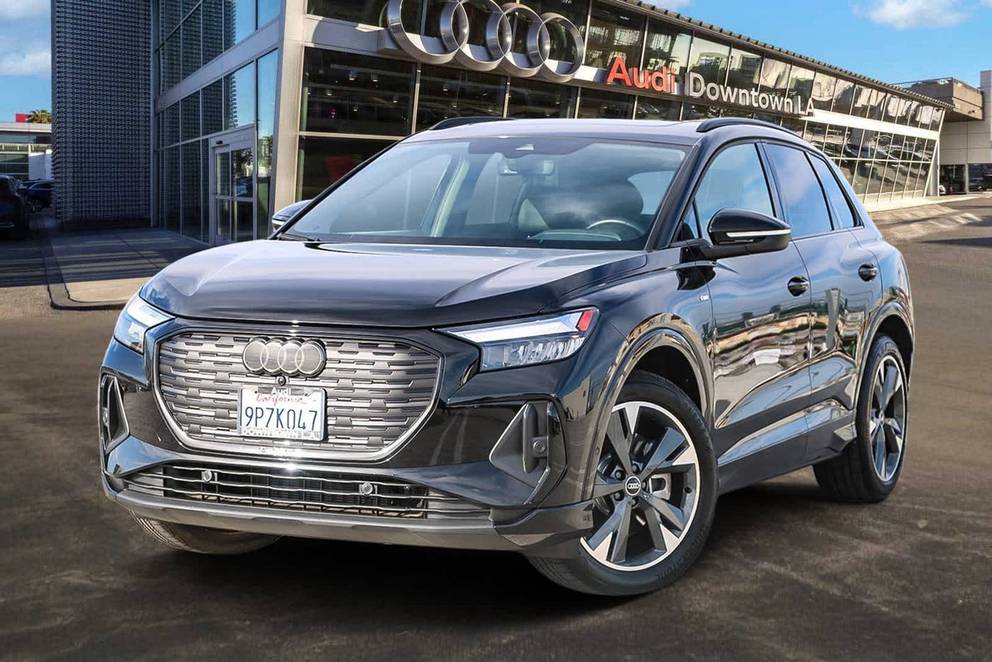 2024 Audi Q4 e-tron Premium Plus — SUV — 5,691 mi — Los Angeles, CA