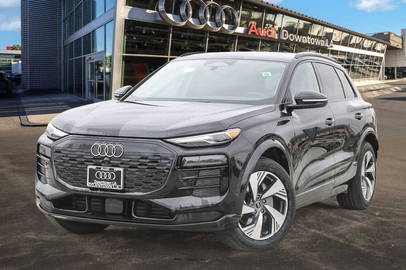 2025 Audi Q6 e-tron Premium — SUV — 3,642 mi — Los Angeles, CA