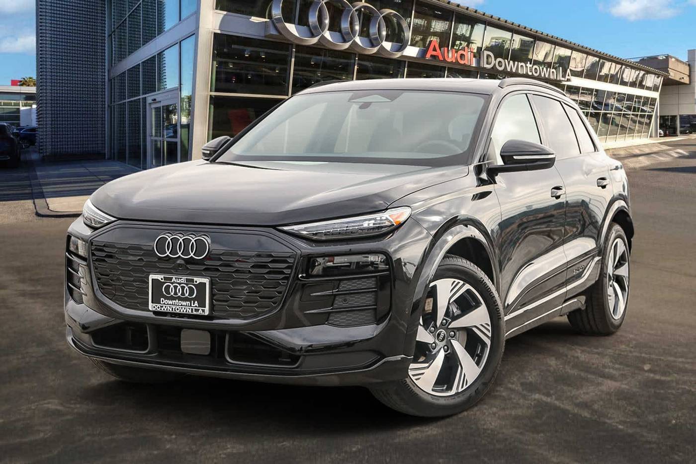 2025 Audi Q6 e-tron Premium Plus — SUV — 3,356 mi — Los Angeles, CA