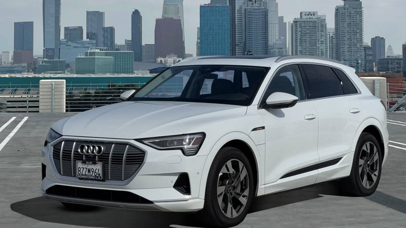 2022 Audi e-tron Premium Plus — SUV — 31,305 mi — Los Angeles, CA