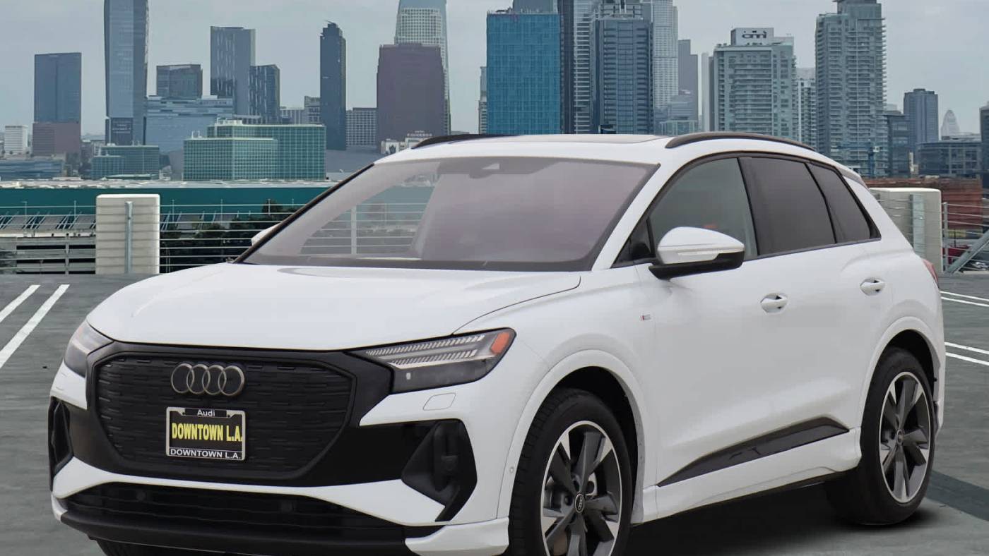 2024 Audi Q4 e-tron Prestige — SUV — 2,603 mi — Los Angeles, CA