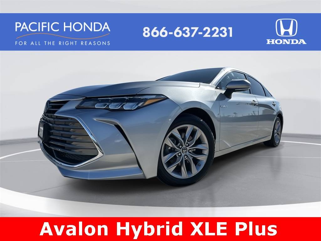 2019 Toyota Avalon Hybrid XLE — Sedan — 74,251 mi — San Diego, CA