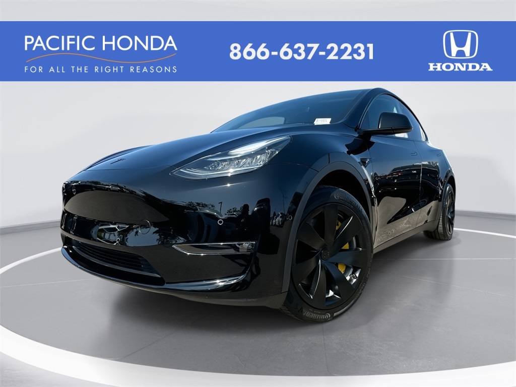 2022 Tesla Model Y Long Range — SUV — 13,882 mi — San Diego, CA