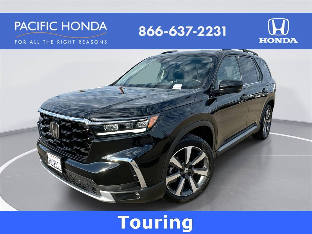 2025 Honda Pilot Touring — SUV — 11,993 mi — San Diego, CA