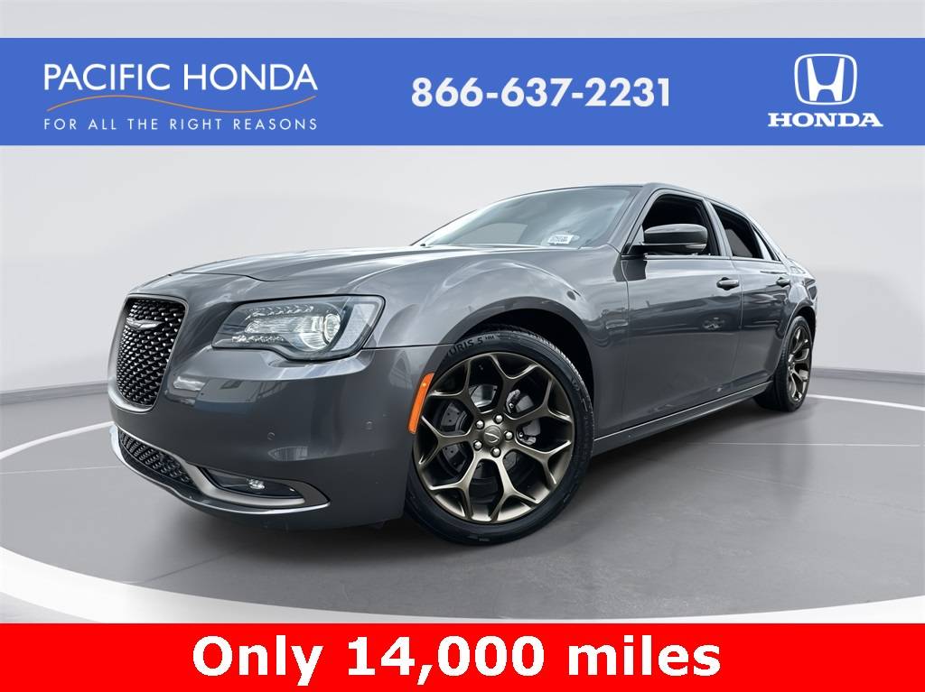 2017 Chrysler 300 S Alloy Edition — Sedan — 14,512 mi — San Diego, CA