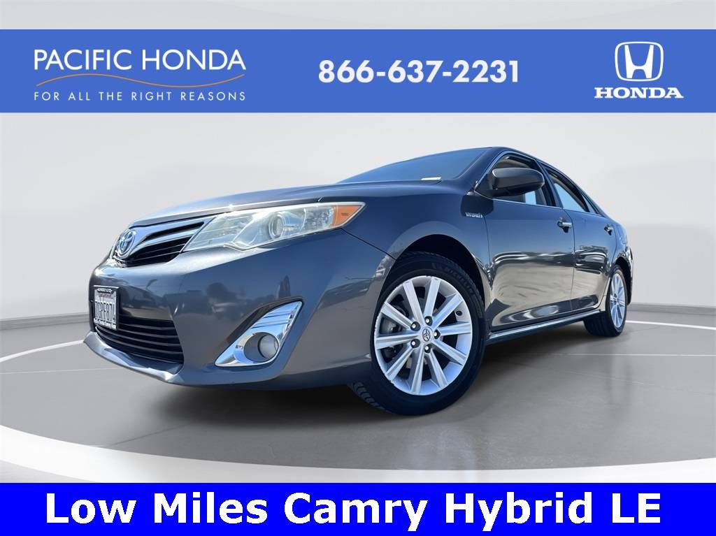 2014 Toyota Camry Hybrid LE — Sedan — 93,596 mi — San Diego, CA