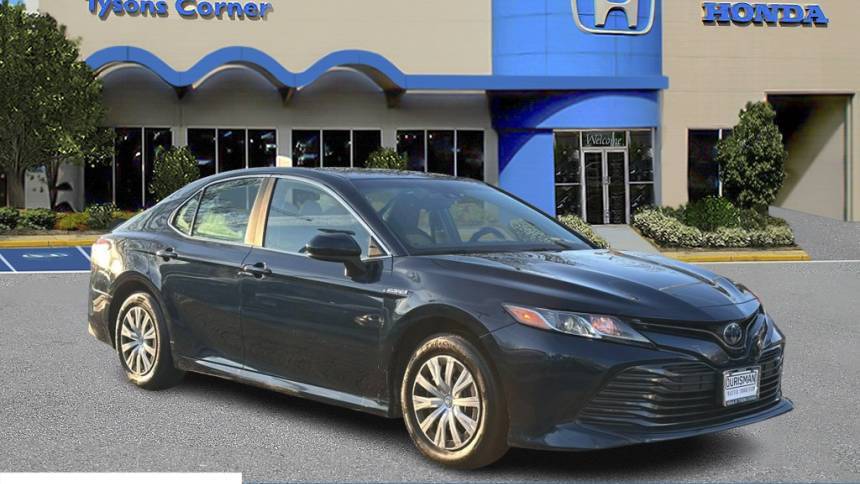 2019 Toyota Camry Hybrid LE — Sedan — 97,624 mi — Vienna, VA