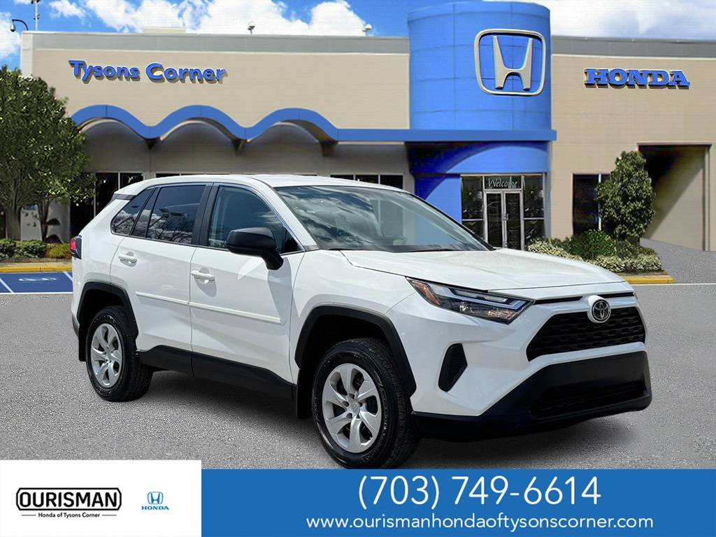 2024 Toyota RAV4 LE — SUV — 31,492 mi — Vienna, VA