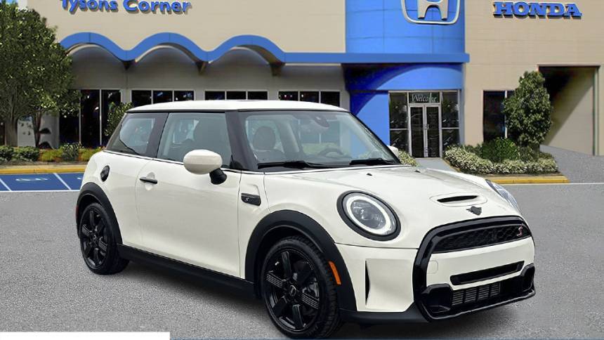 2023 MINI Hardtop Cooper S Classic — Hatchback — 13,982 mi — Vienna, VA