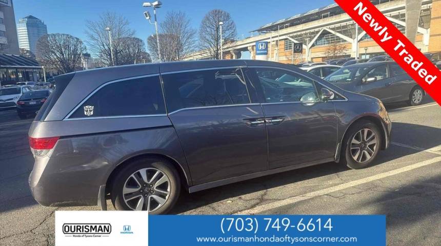2014 Honda Odyssey Touring — Minivan — 96,243 mi — Vienna, VA